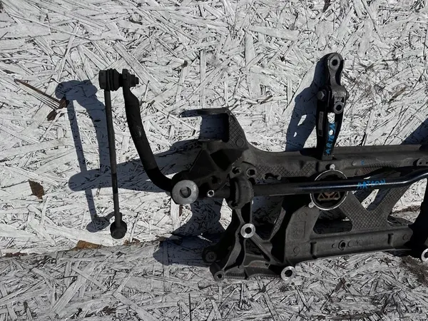 ARTEON 3G8 Subchasis delantero derecho 2.0 d image 2