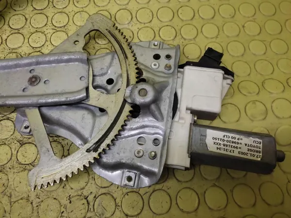 TOYOTA COROLLA E12 Elevador de vidro esquerdo 6982002150 image 5