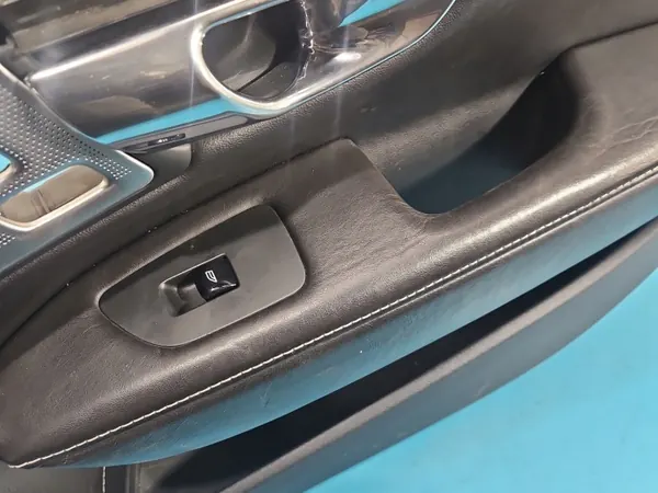 OEM 31393165 Etuovien Oikea Sisustus Volvo S90 II image 3