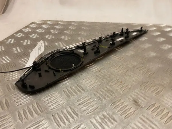 Panel de puerta trasera Mercedes-Benz GLC X253 OEM A2057307622 image 4