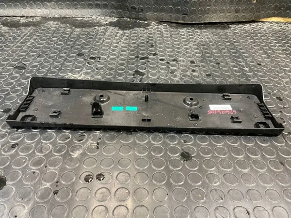 Suzuki Vitara III Voorbumperlijst OEM 71783-63U0 image 5