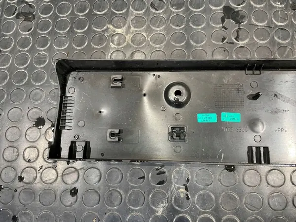 Suzuki Vitara III Voorbumperlijst OEM 71783-63U0 image 7