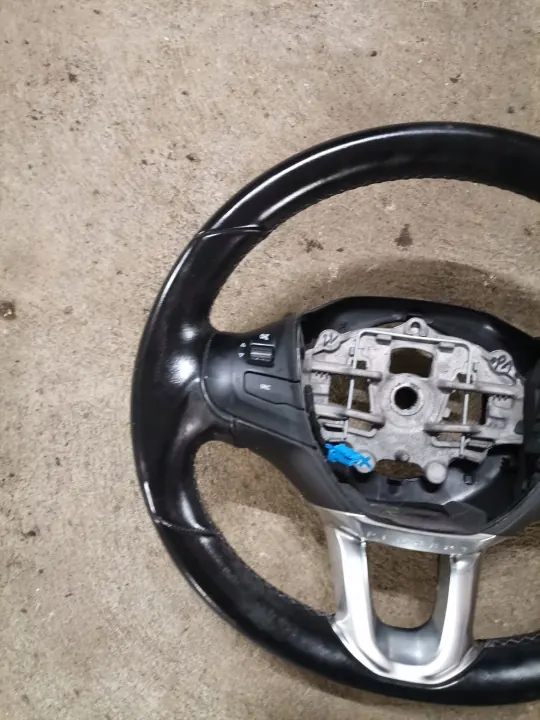 Volant multifonction Peugeot 2008 OEM mnhgfds image 3