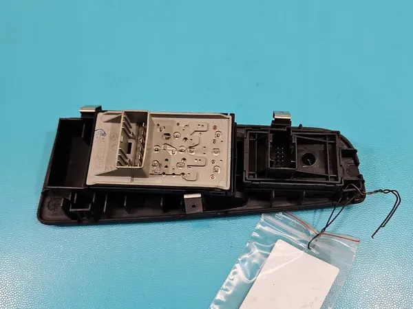 Raam- en Spiegel Schakelaar Fiat Grande Punto 735380444 image 3