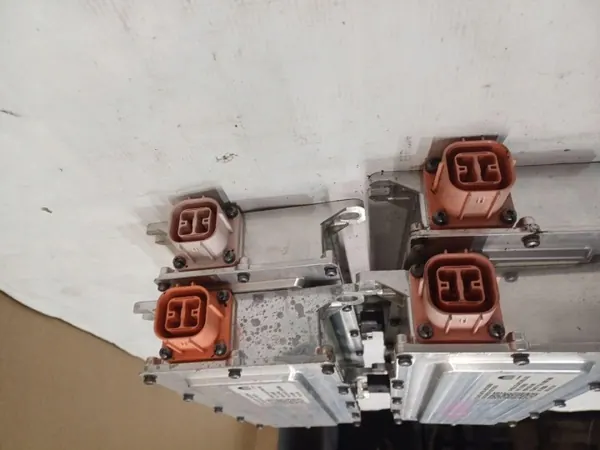 Fiat Panda Jännitemuunnin OEM 986367158000 image 4