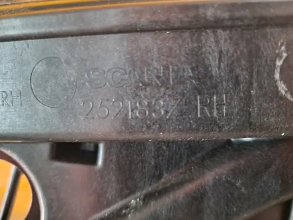 Marco de ventana derecho OEM 2521837 Scania R/S NTG/NGS image 6