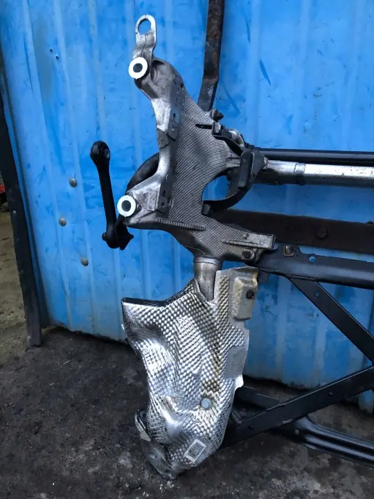 Estrutura Auxiliar Dianteira Audi Q5 SQ5 2015 OEM 8R0399315J image 5