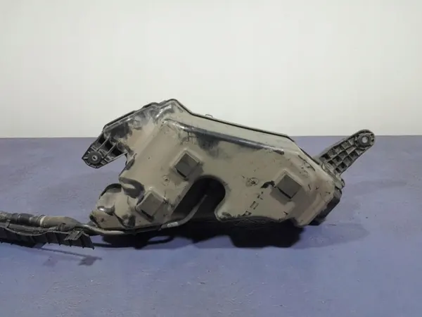 Réservoir AdBlue BMW OEM 7440009 pour X5 G05 3.0D image 6