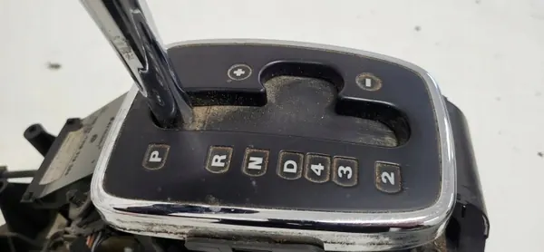 Sélecteur de vitesses OEM 7M3713203 pour Ford Galaxy MK1 2.8 VR6 image 3