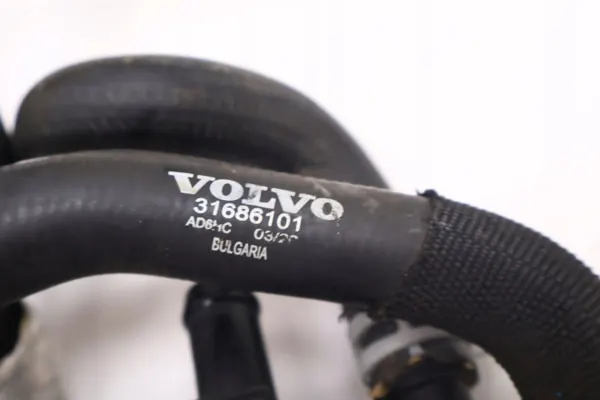 Pompe à eau Volvo V60 II OEM 31368145 - Occasion image 3