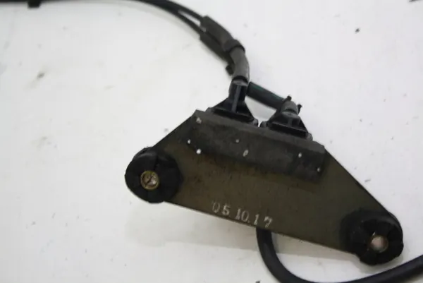 Soupape à vide OEM 051017 pour Mitsubishi Pajero Sport image 4