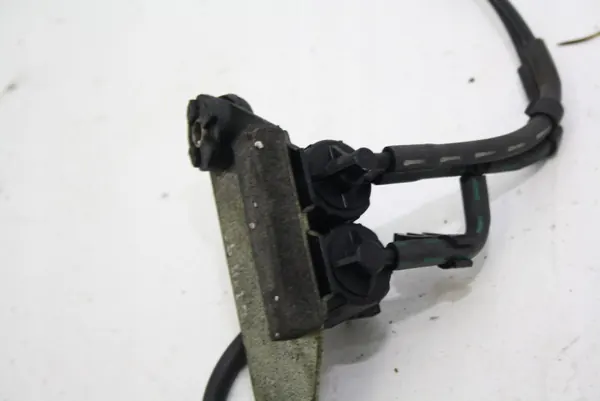 Soupape à vide OEM 051017 pour Mitsubishi Pajero Sport image 5