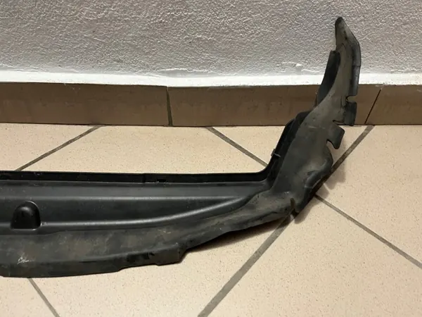 Volvo OE 31455591 Onderste Luchtinlaatsturing image 6