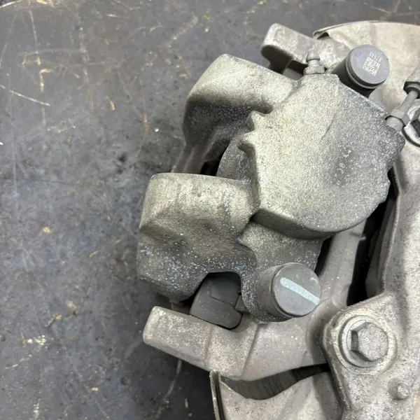 KN052 Roulement de moyeu droit avant pour Volvo image 5