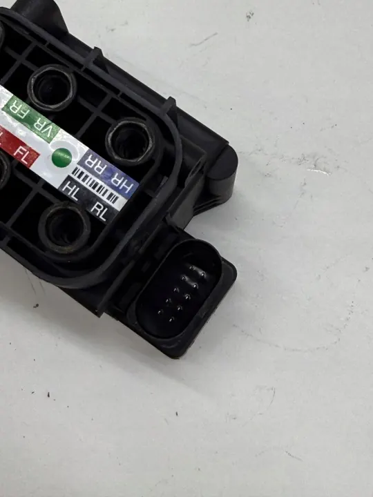 OEM 4H0616013A Luftfederungs-Ventilblock - Gebraucht image 7