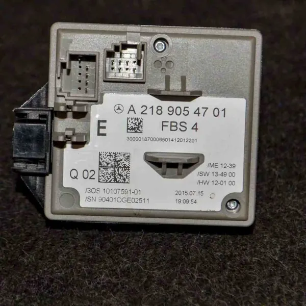 Gebruikt Mercedes-Benz E W212 OEM 10107591 Stationair deel image 5
