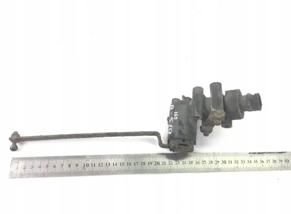 Luftfjädringsnivåregulator OEM 81259370016 - Begagnad image 2