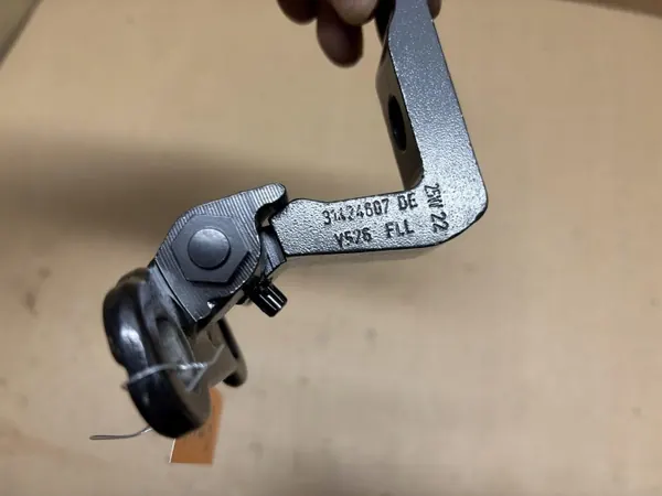 Dobradiça Porta Dianteira Esquerda OEM 31424607 Volvo XC60/XC90 image 5
