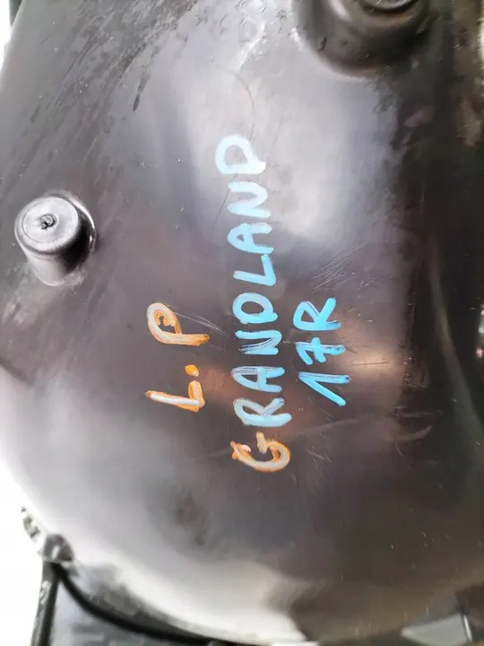 Fram vänster hjulhus Opel Grandland X image 9