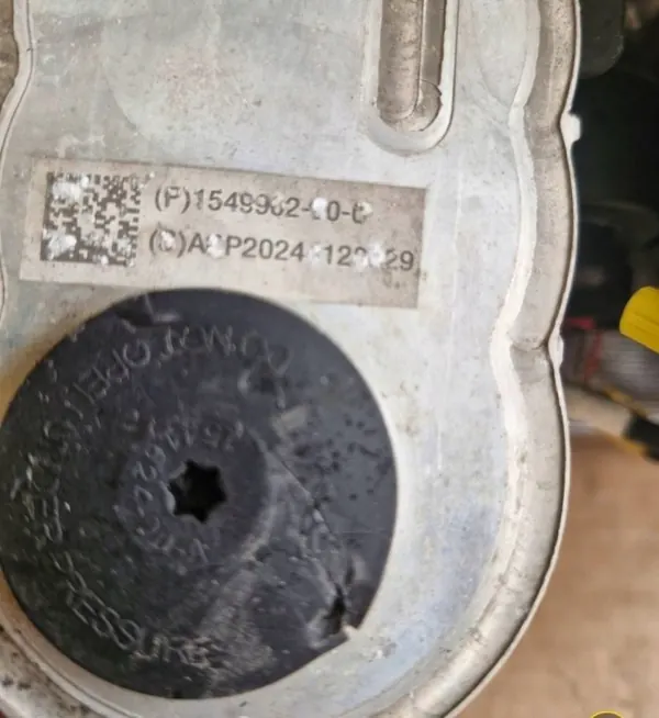Tesla Model Y Webasto-osat OEM 150680300F - Käytetty image 3