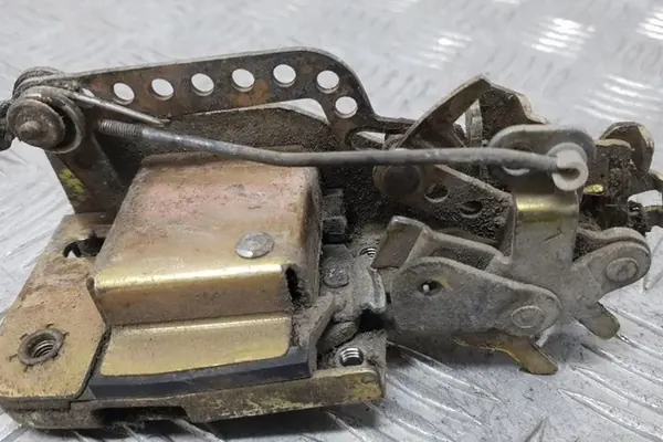 Vänster framdörrslås VW TRANSPORTER IV 701837015C image 3