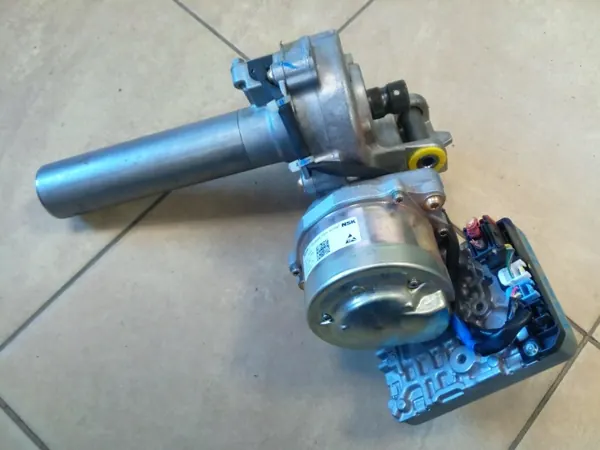 Ohjauspylväs OEM 488103520R Dacia Sandero Stepwaylle image 3
