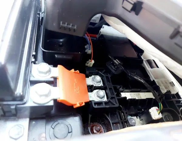 Suzuki Vitara S-Cross 1.5 Akku 140V 840Wh OEM 96530-76S00 image 10