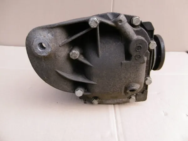 Hinterachsdifferential BMW E90 E91 325xi 2.5 N52 218km xDrive 3,23 OEM 7529906 image 5