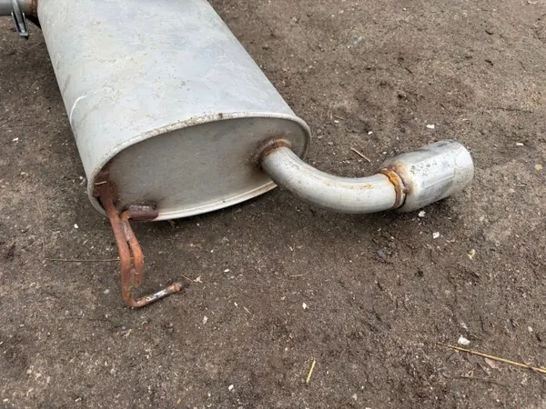 Silenciador trasero OEM NIEWIDOCZNY121111 para Kia Ceed MK2 image 3