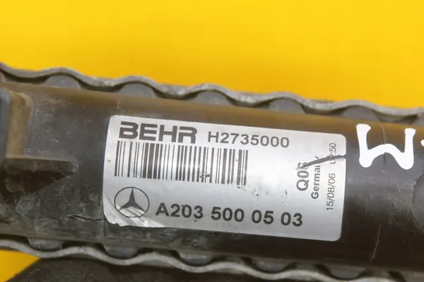 Vesijäähdytin Intercooler Mercedes W209 W203 3.2 B V6 A2035000503 image 8