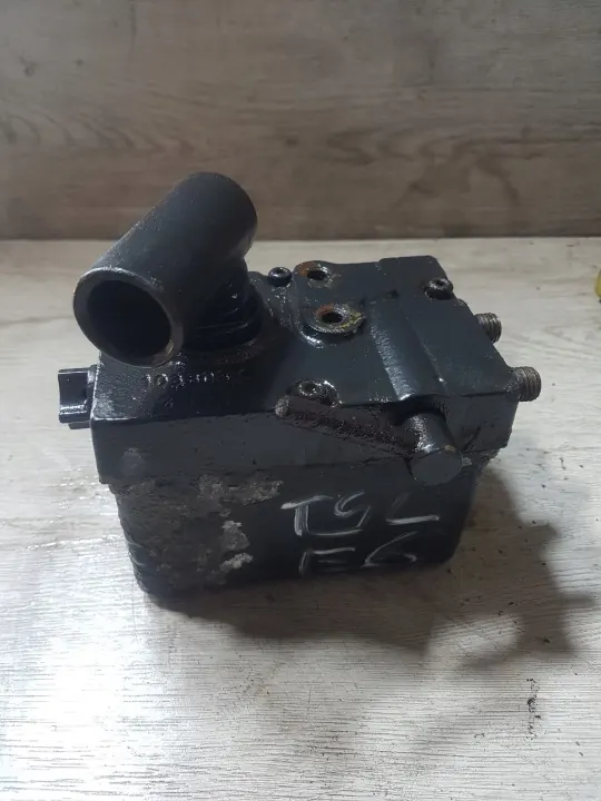 MAN OEM ohjaamonnostopumppu TGL/TGM Euro 5/6 image 2