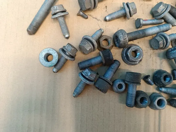 Skoda OE Jousitusruuvit OEM 2,7 KG 25/24 image 4