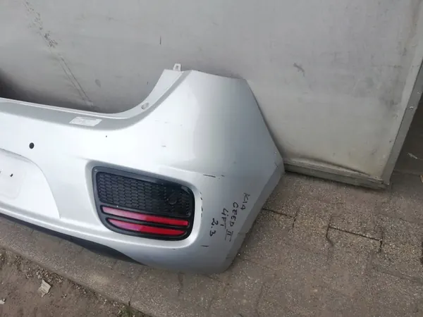 Parachoques trasero Kia Ceed II Lift 2015-> OEM 86611-A2600 image 2