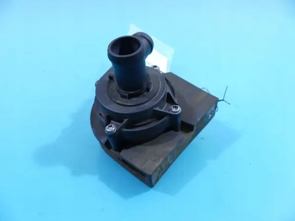 Wasserpumpe OEM 5Q0965561 für VW Jetta VI 1.4 TSI image 2