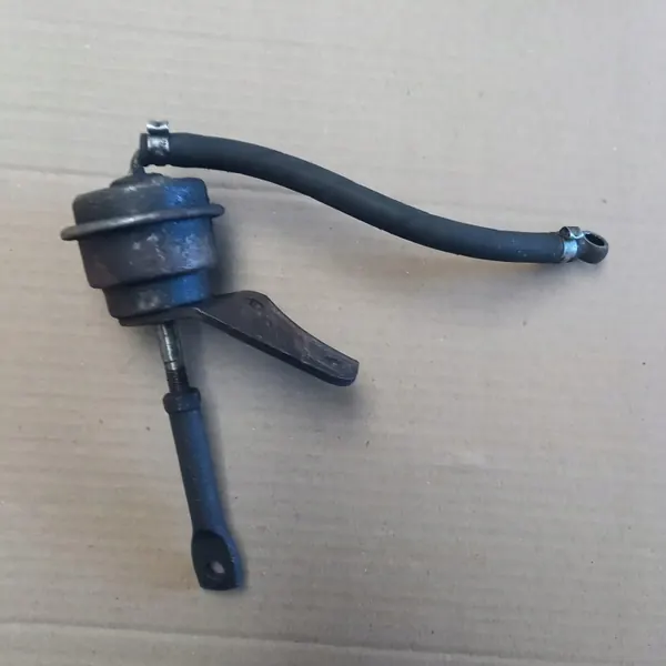 Boule d'actionneur turbo OEM - Mercedes Atego d'occasion image 3