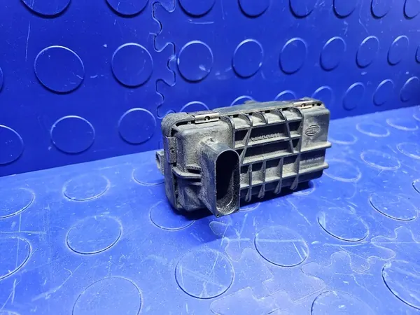 Actuateur Turbo OEM 6NW009550 - Audi OE d'occasion image 3