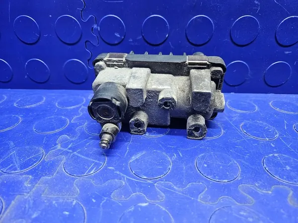 Actuateur Turbo OEM 6NW009550 - Audi OE d'occasion image 5