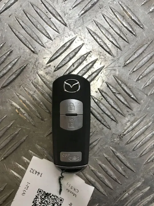 Mazda CX-5 Avain tai Kortti OEM FBZ14432 - Käytetty image 2