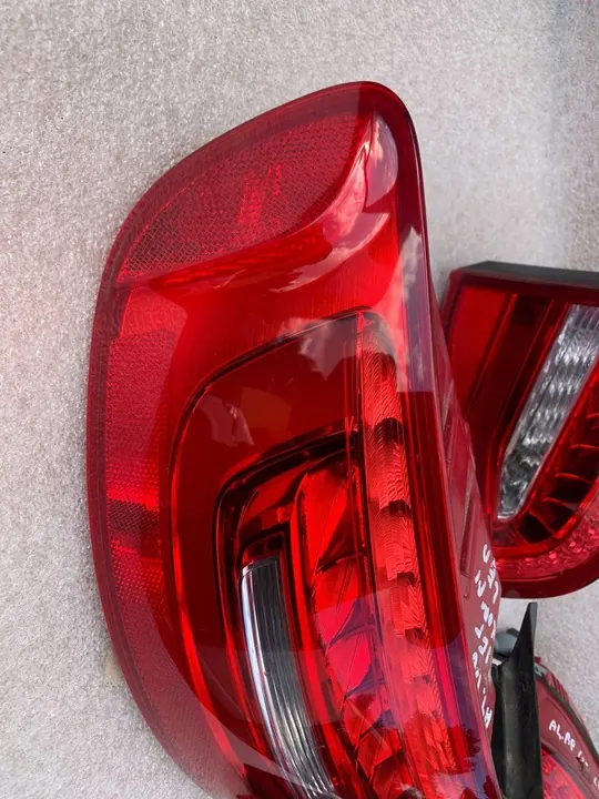 Audi A4/S4 B8 Luz LED Trasera Izquierda 2012-2015 image 6