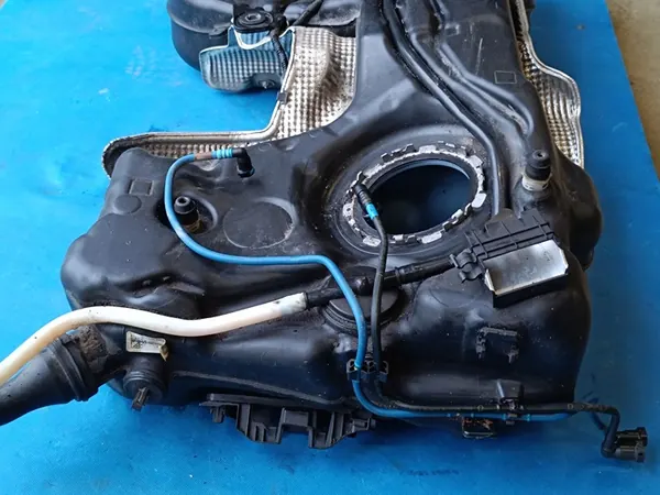 CUPRA FORMENTOR 2.0 TDI 110KW 2024 FUEL TANK 5WA201021KG image 5