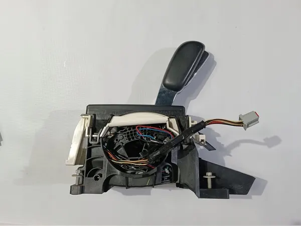 Alavanca de seleção de marchas Ford F150 2011- OEM BL3P7J228EA35B8 image 5