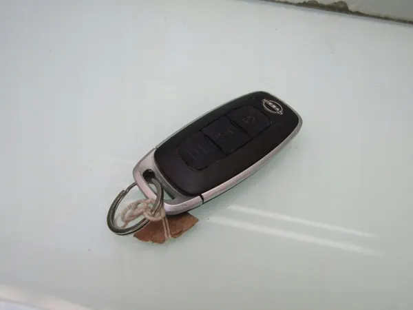 Nissan Qashqai III J12 1.3 DIG-T 23R Avaimenperä OEM image 3