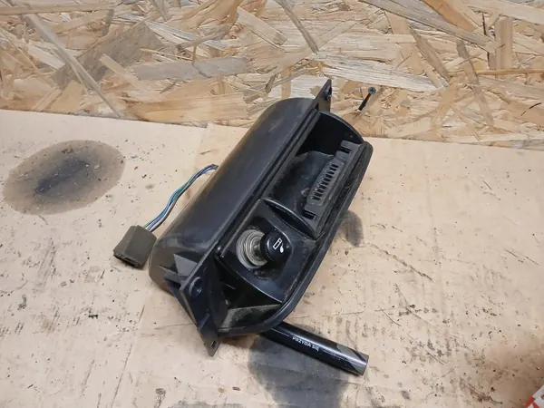 Asbak OEM voor Hyundai Galloper 2.5 TDI 2000 image 4