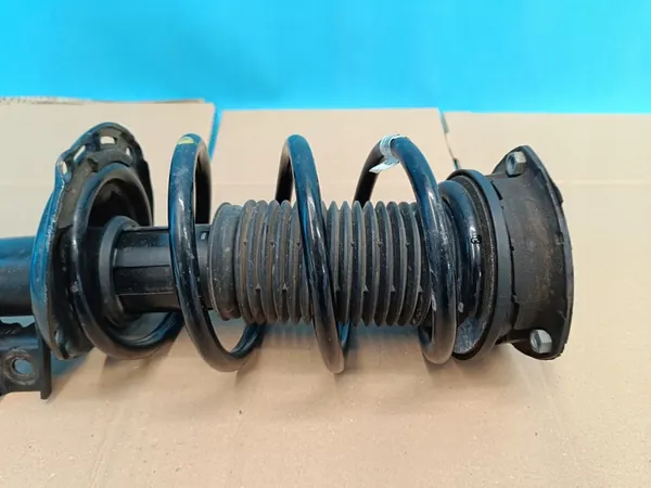 Ammortizzatore Anteriore Sinistro AUDI Q3 F3 SPORTBACK 1.4TFSI E 110KW OEM image 9