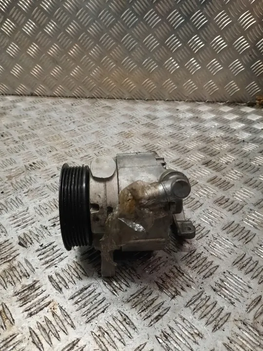Bomba de suspensión Land Rover OEM 5005852 - Usada image 4