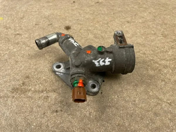 Suzuki OE cilinderkop wateruitlaat 2.4L 08-14 image 3