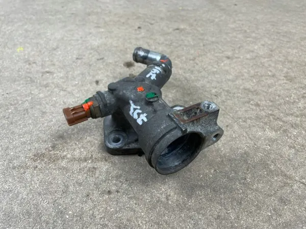 Suzuki OE cilinderkop wateruitlaat 2.4L 08-14 image 5