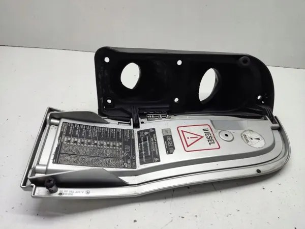 Bränslelucka OEM A4477540009 för Mercedes Vito image 9