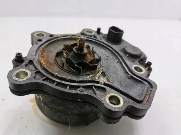 Pompe à eau Toyota Prius 2010 OEM 0512H204033 image 6