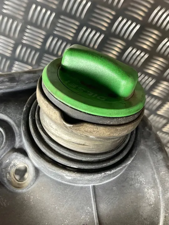 Tanque de combustível OEM A2044708601 para Mercedes GLK X204 image 6